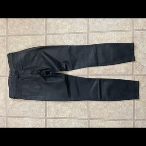 L’AGENCE shiny black jeans